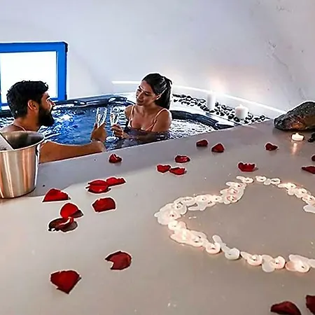 Hotel Christos Honeymoon Santorini Island