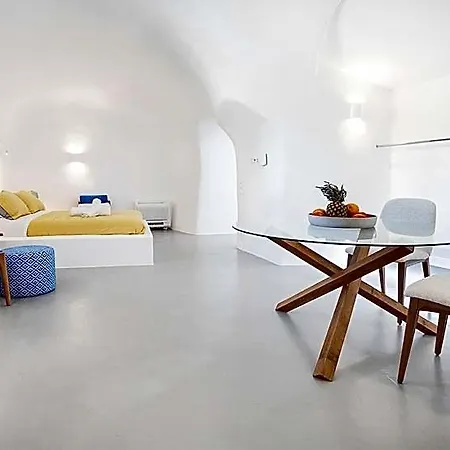 Hotel Christos Honeymoon Santorini Island